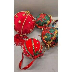 Lot of 4 Vintage Handmade Push Pin Beaded Ball Christmas Tree Ornaments